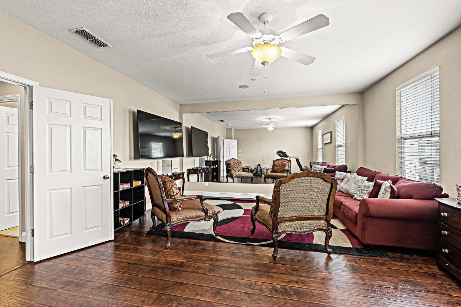 1386 Standish Circle