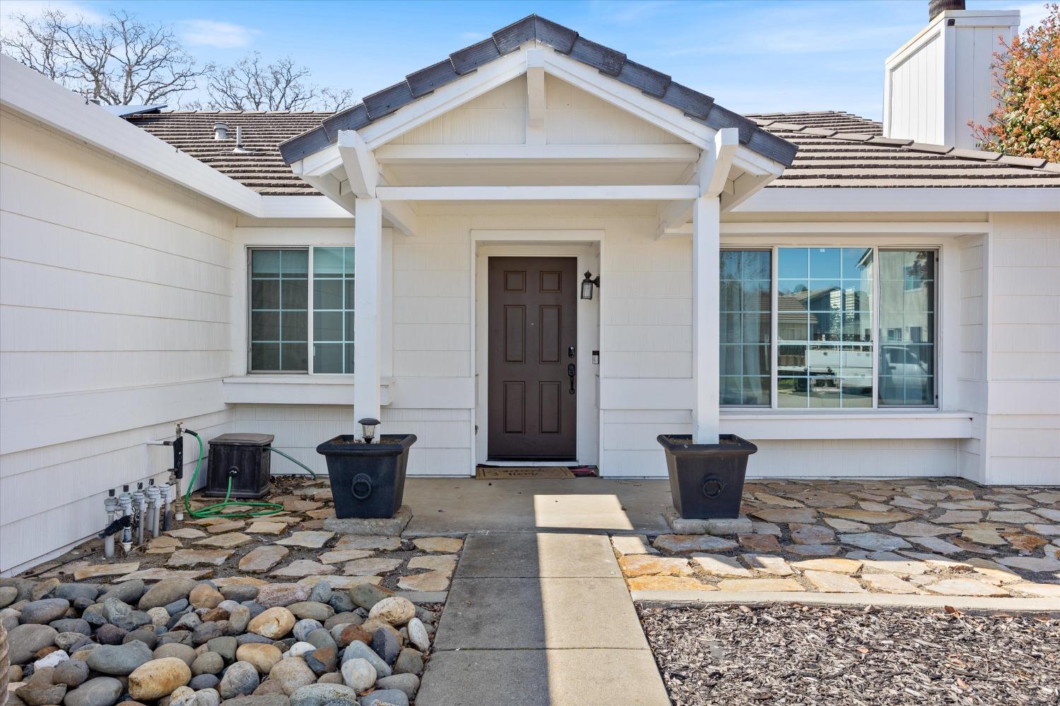 3930 Magnolia Hills Drive