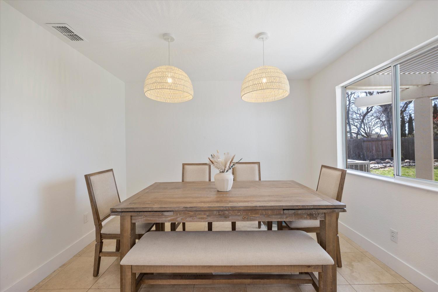 3930 Magnolia Hills Drive