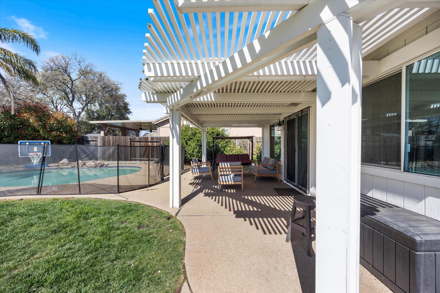 3930 Magnolia Hills Drive