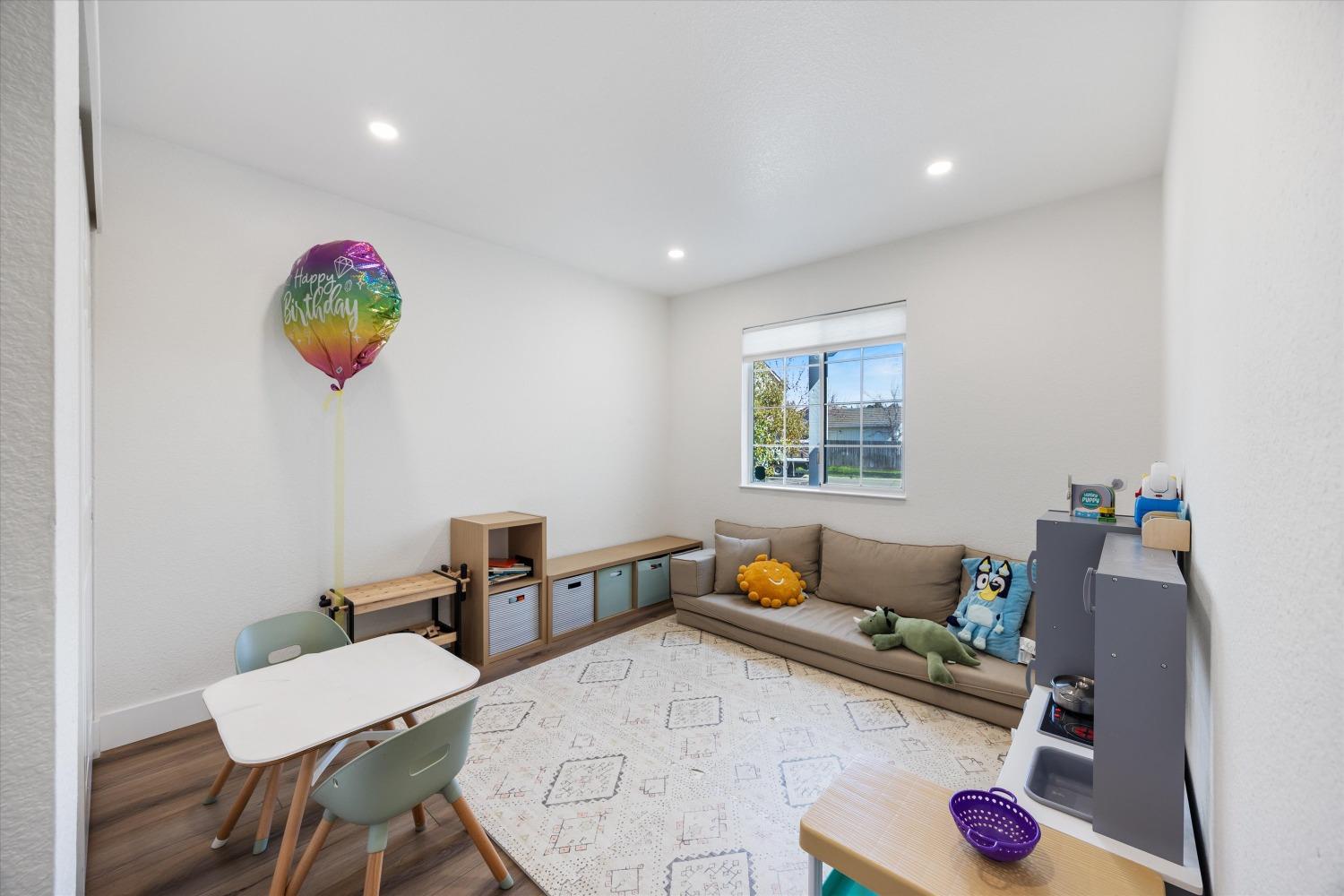 3930 Magnolia Hills Drive