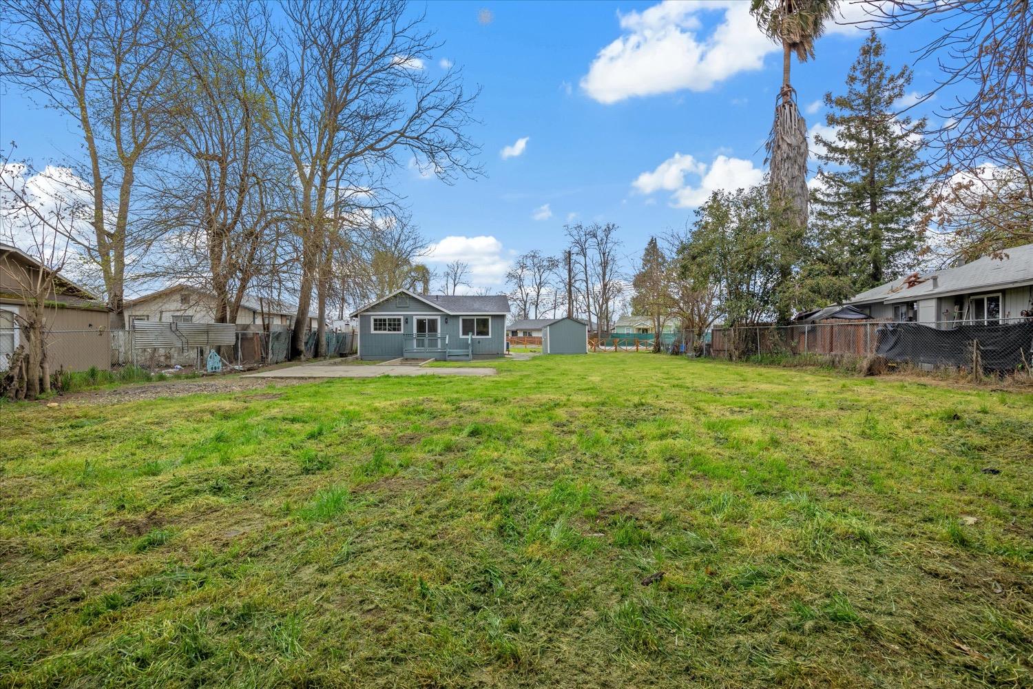 5879 Riverside Drive A