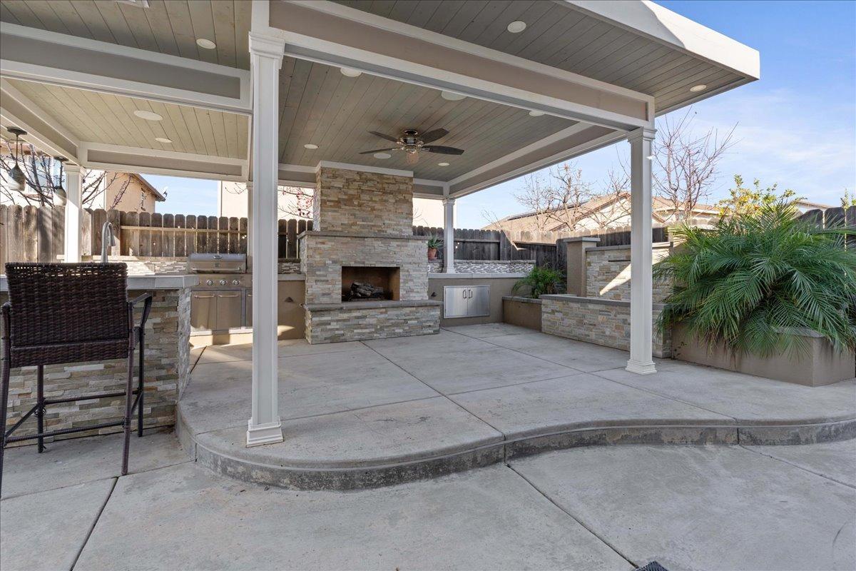 7448 Morning Hills Street