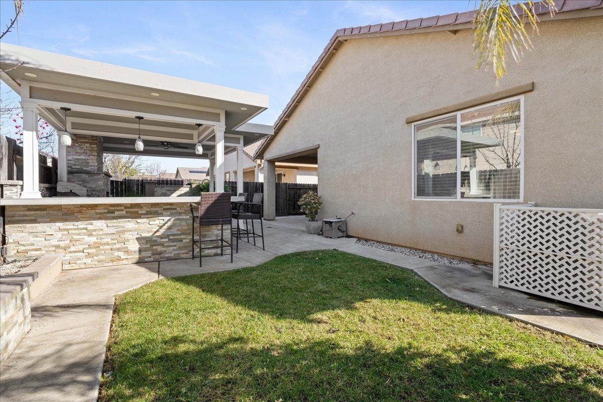 7448 Morning Hills Street