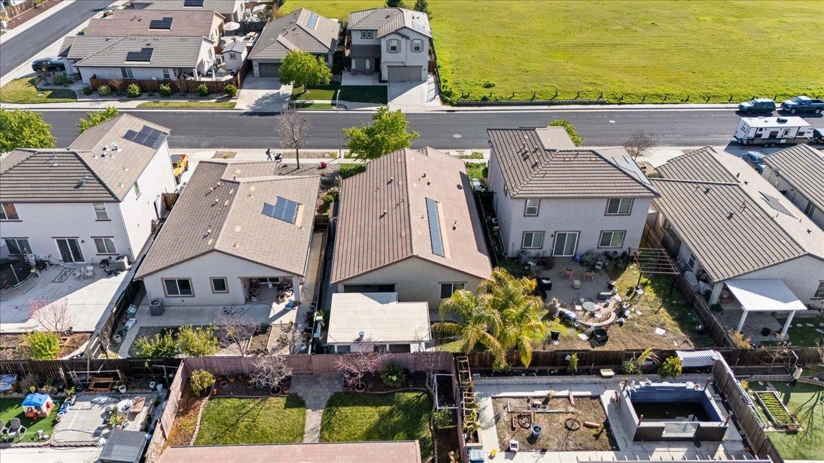 7448 Morning Hills Street