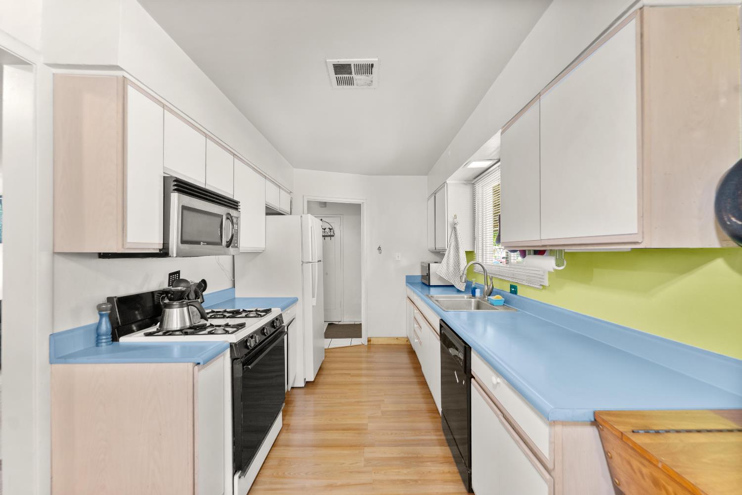 1309 Gladstone Drive
