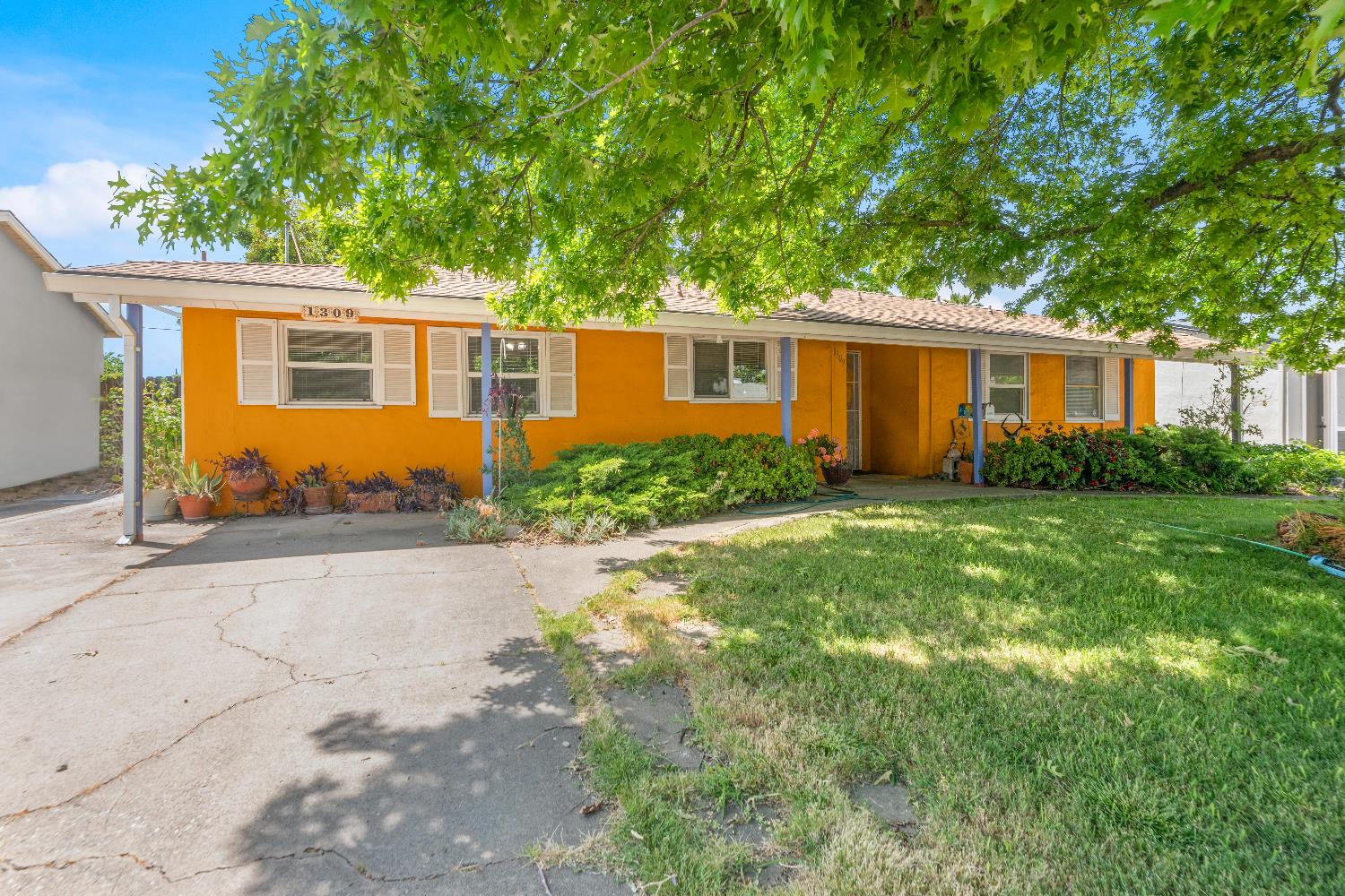 1309 Gladstone Drive