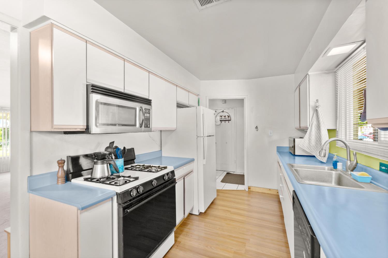 1309 Gladstone Drive