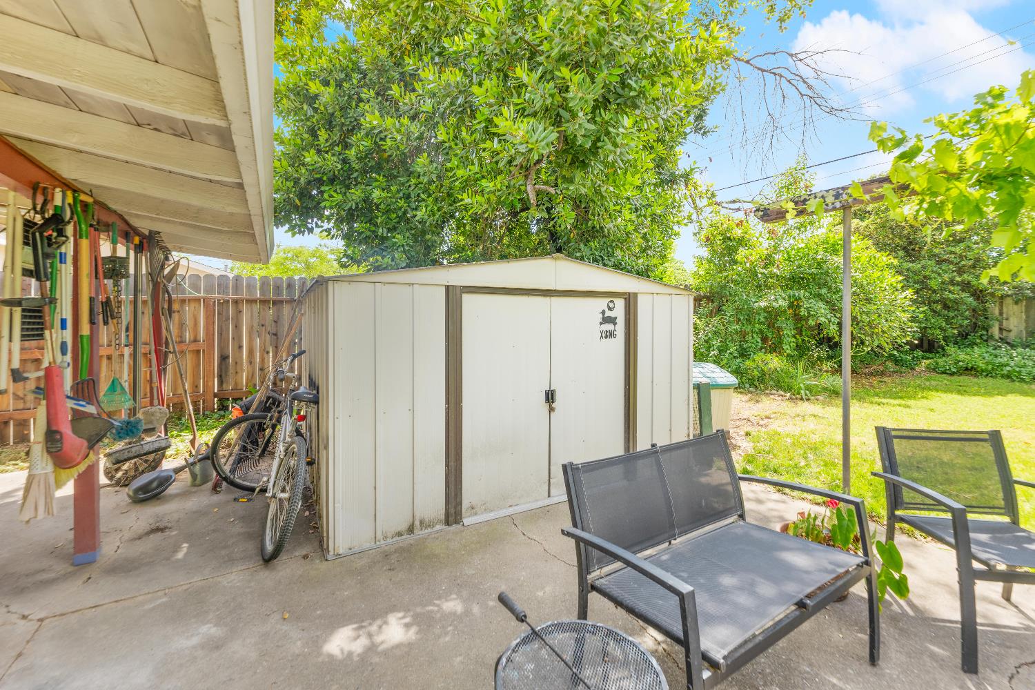 1309 Gladstone Drive