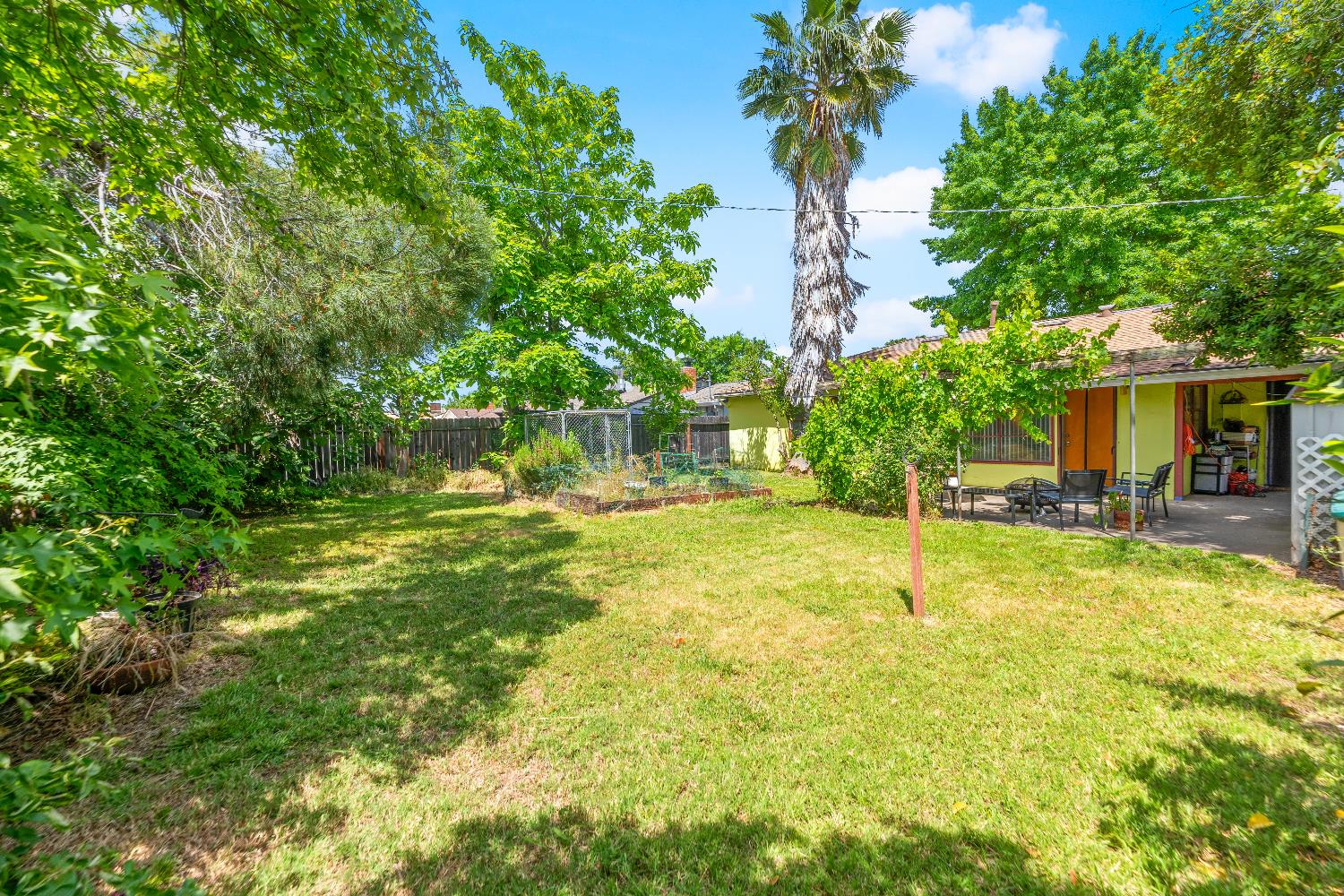 1309 Gladstone Drive