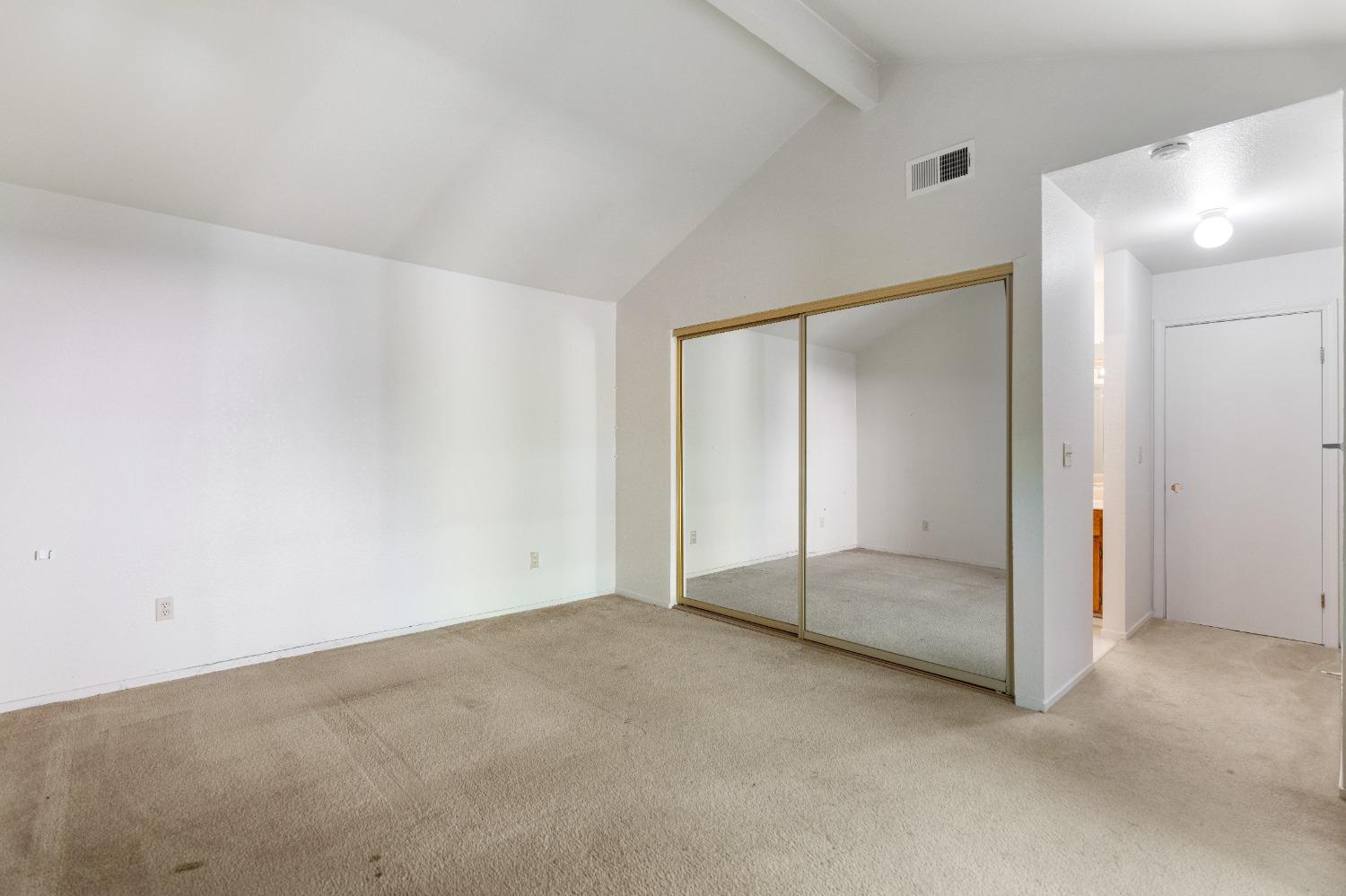 2013 Montauban Court