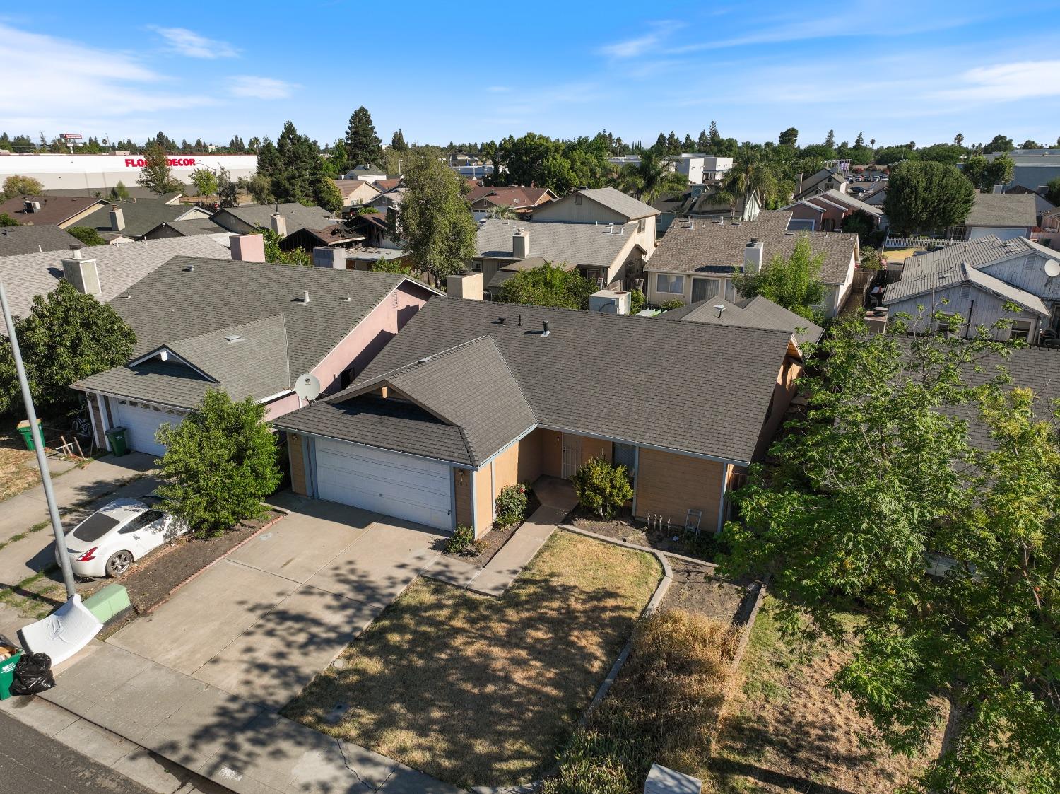 2013 Montauban Court