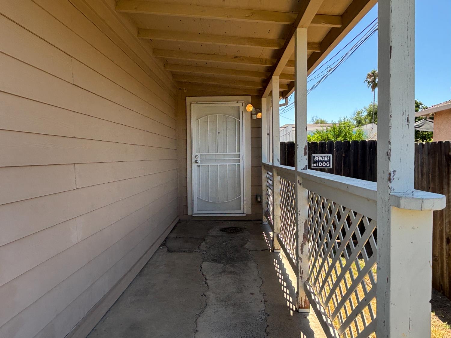 2740 Fairfield Street