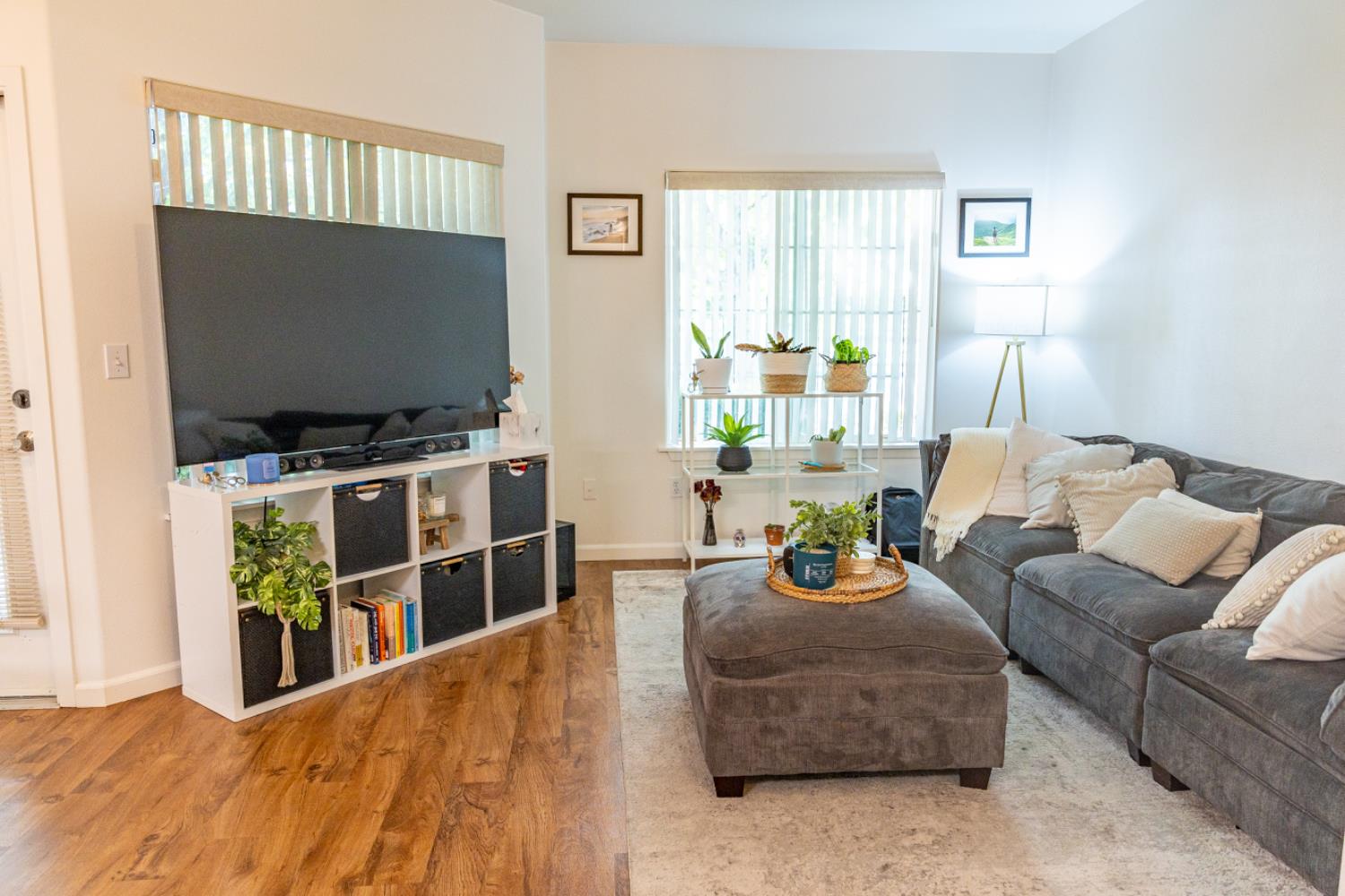 4200 E Commerce Way 1113