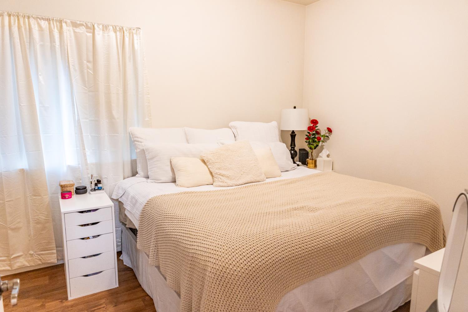 4200 E Commerce Way 1113