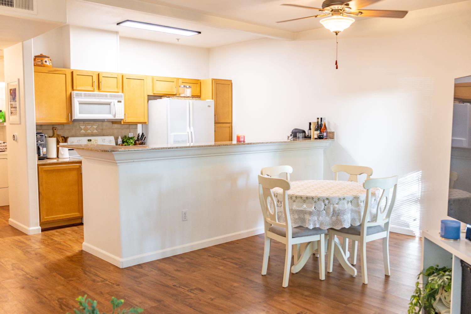 4200 E Commerce Way 1113