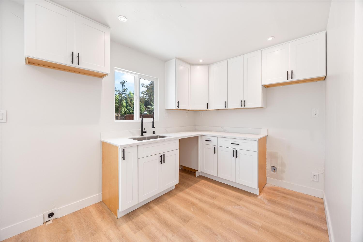 6018 San Juan Avenue