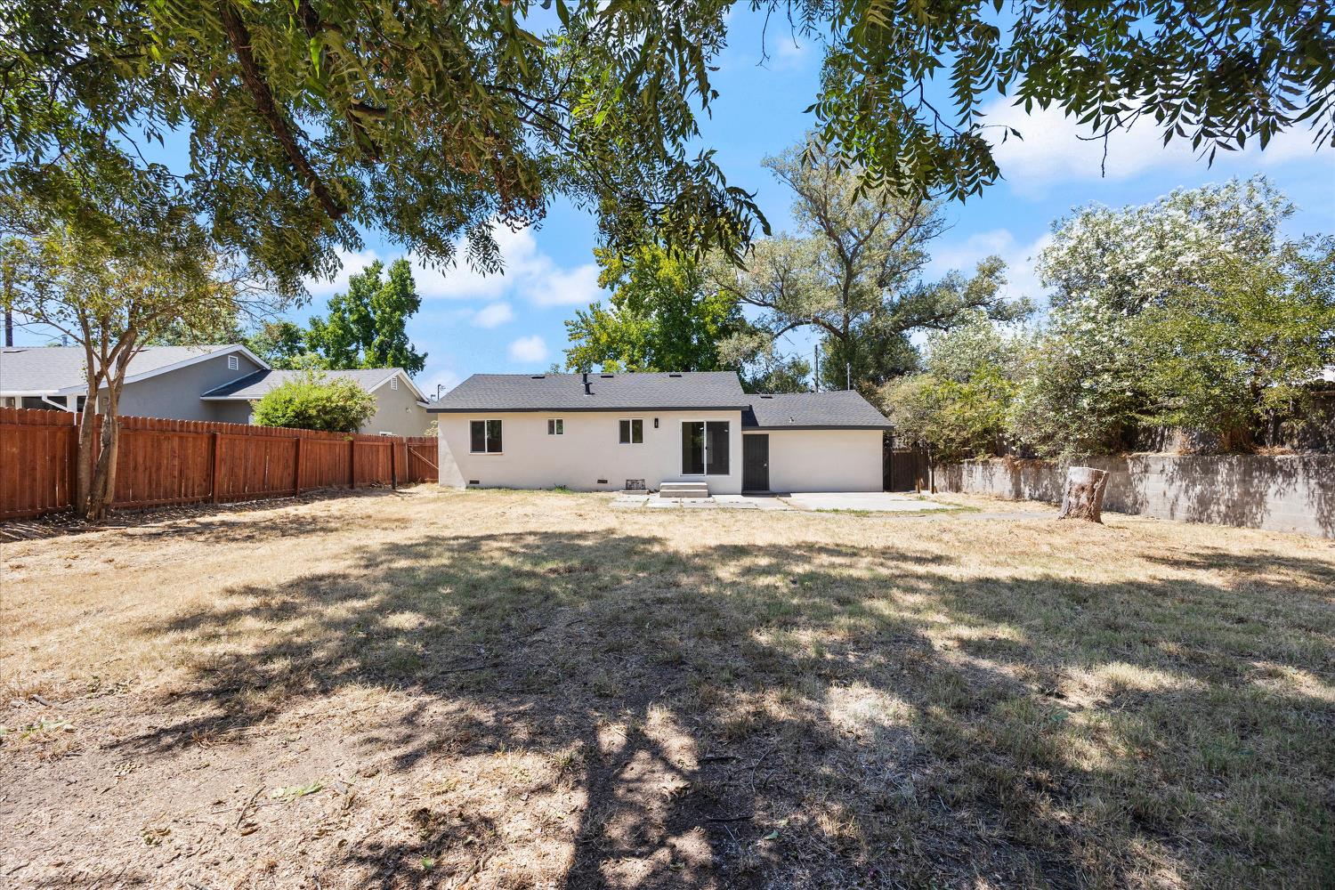 6018 San Juan Avenue