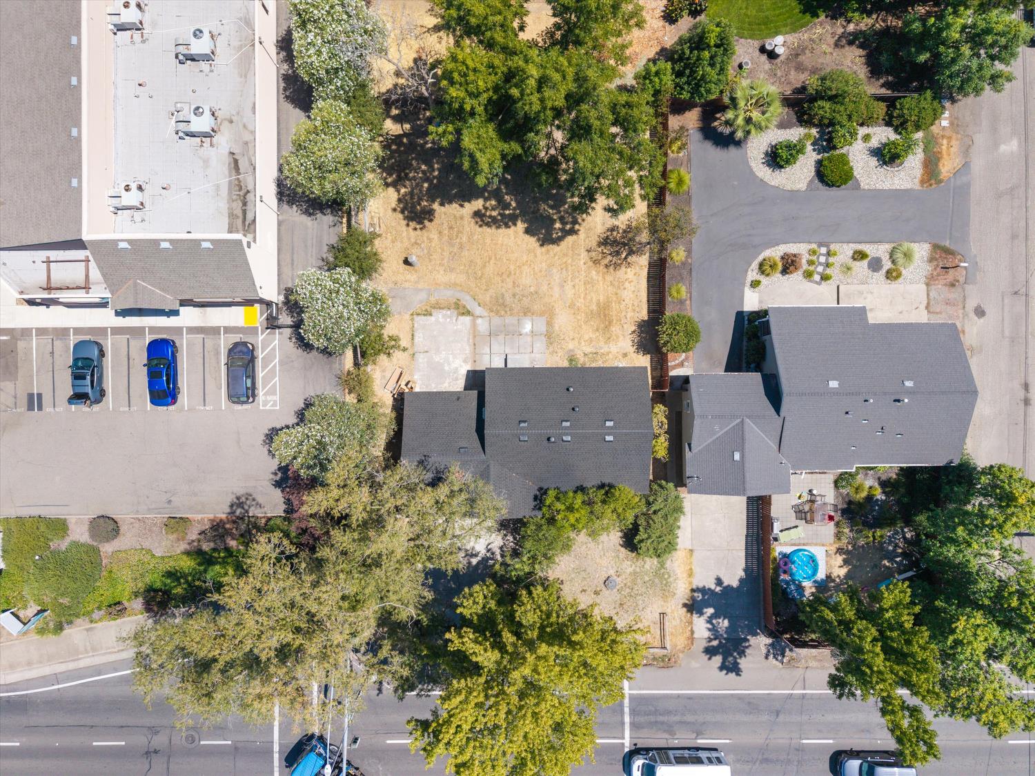 6018 San Juan Avenue