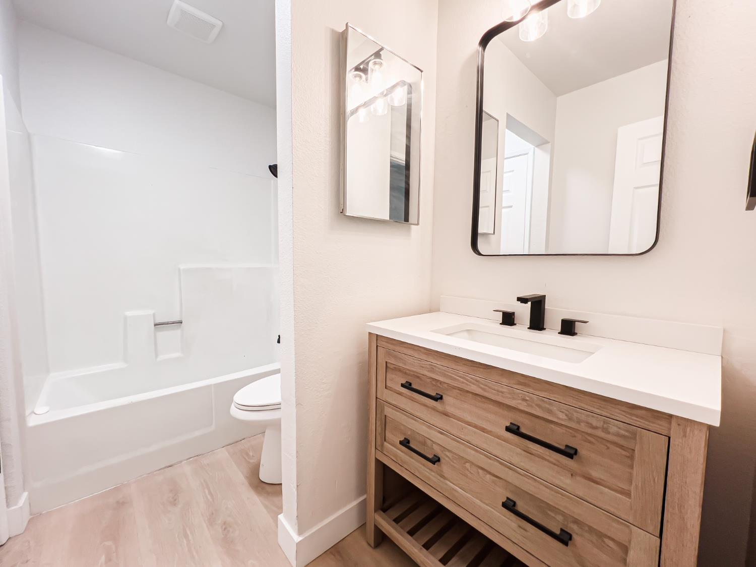 7606 Tierra Arbor Way