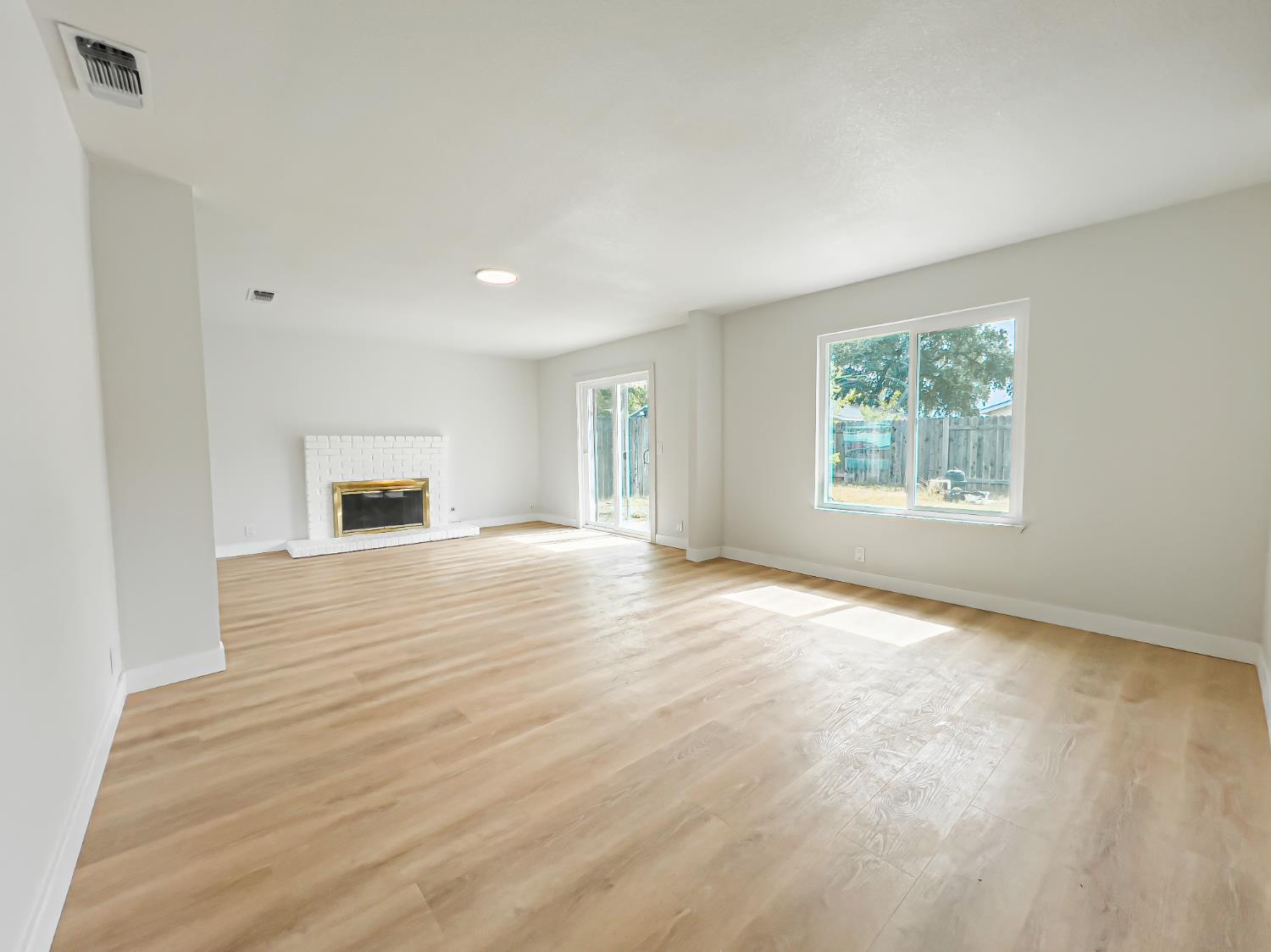 7606 Tierra Arbor Way
