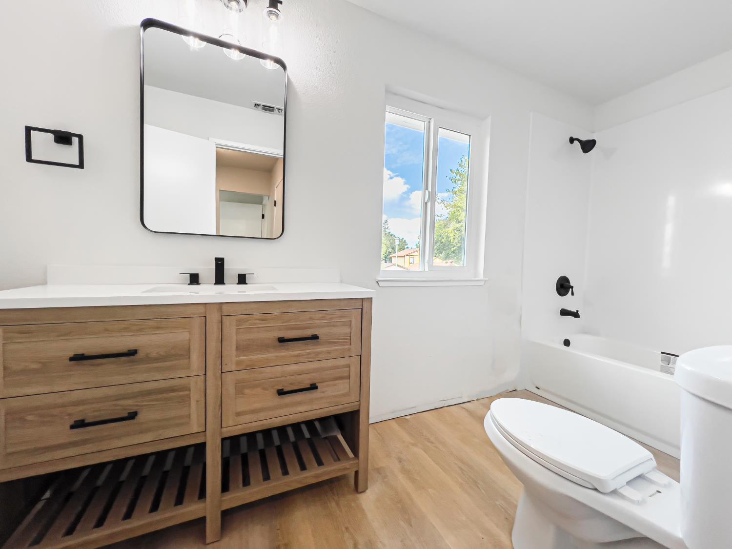 7606 Tierra Arbor Way