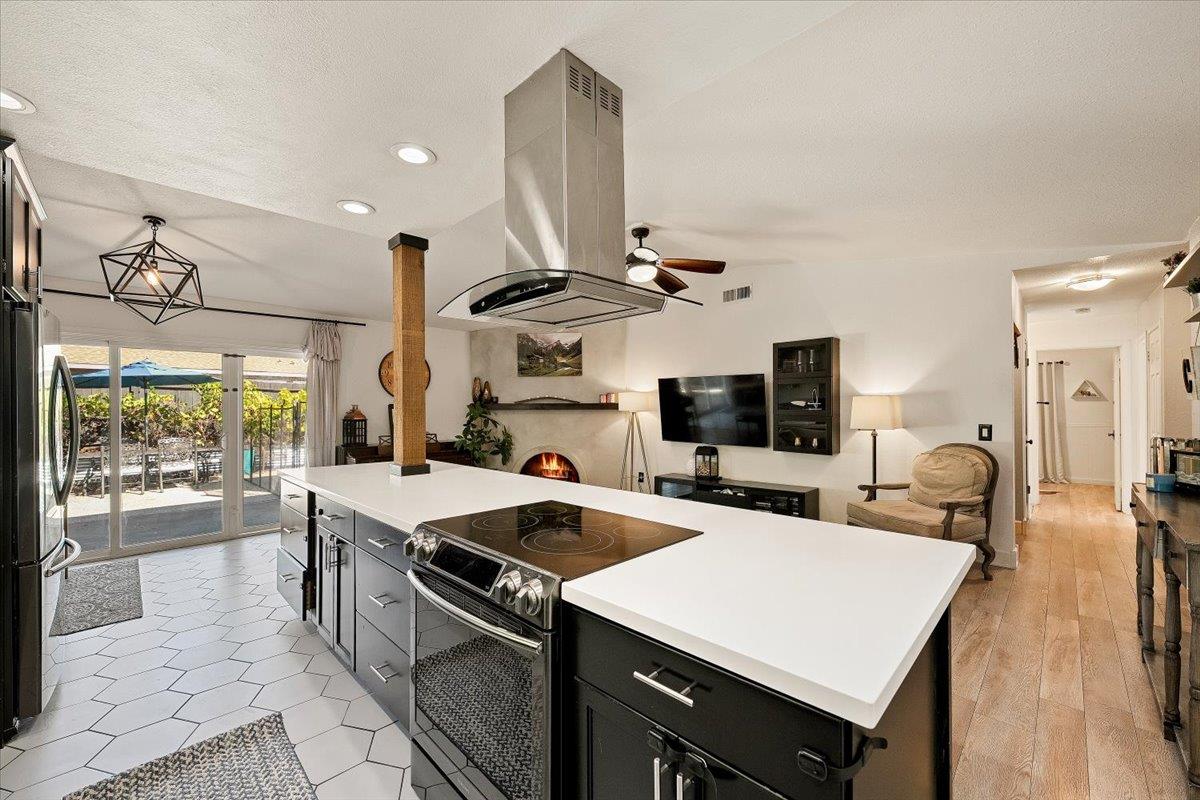 7031 Canevalley Circle