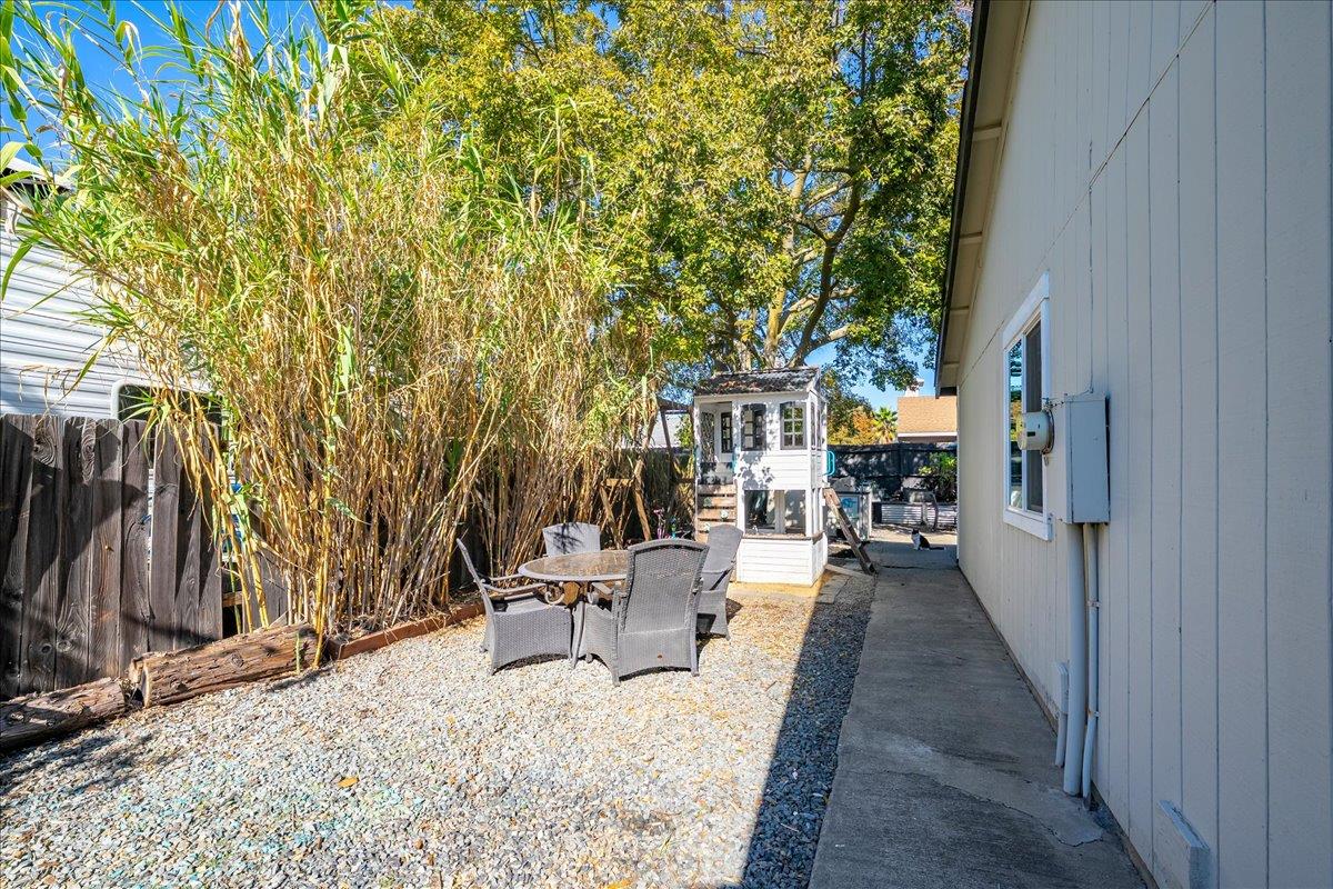 7031 Canevalley Circle