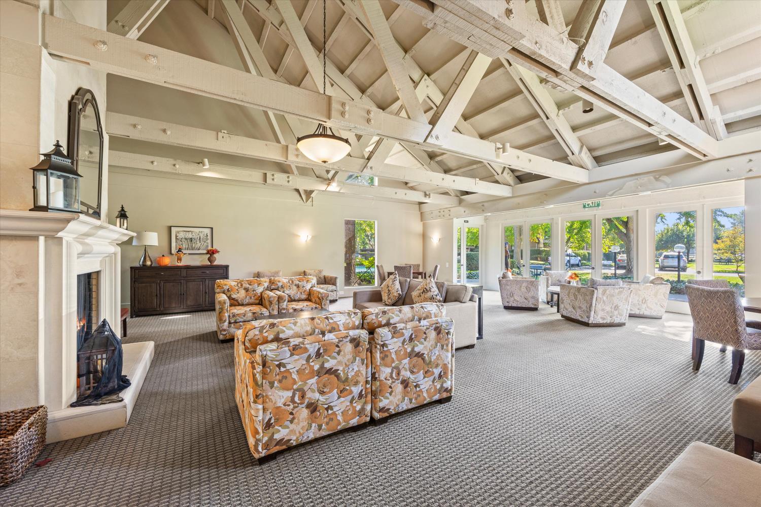 2241 Woodside Lane 4