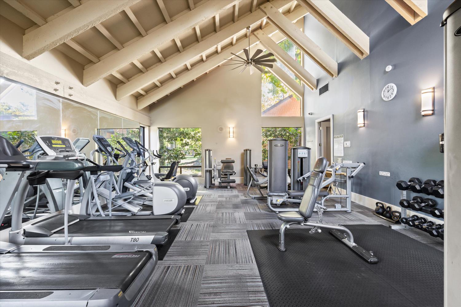 2241 Woodside Lane 4