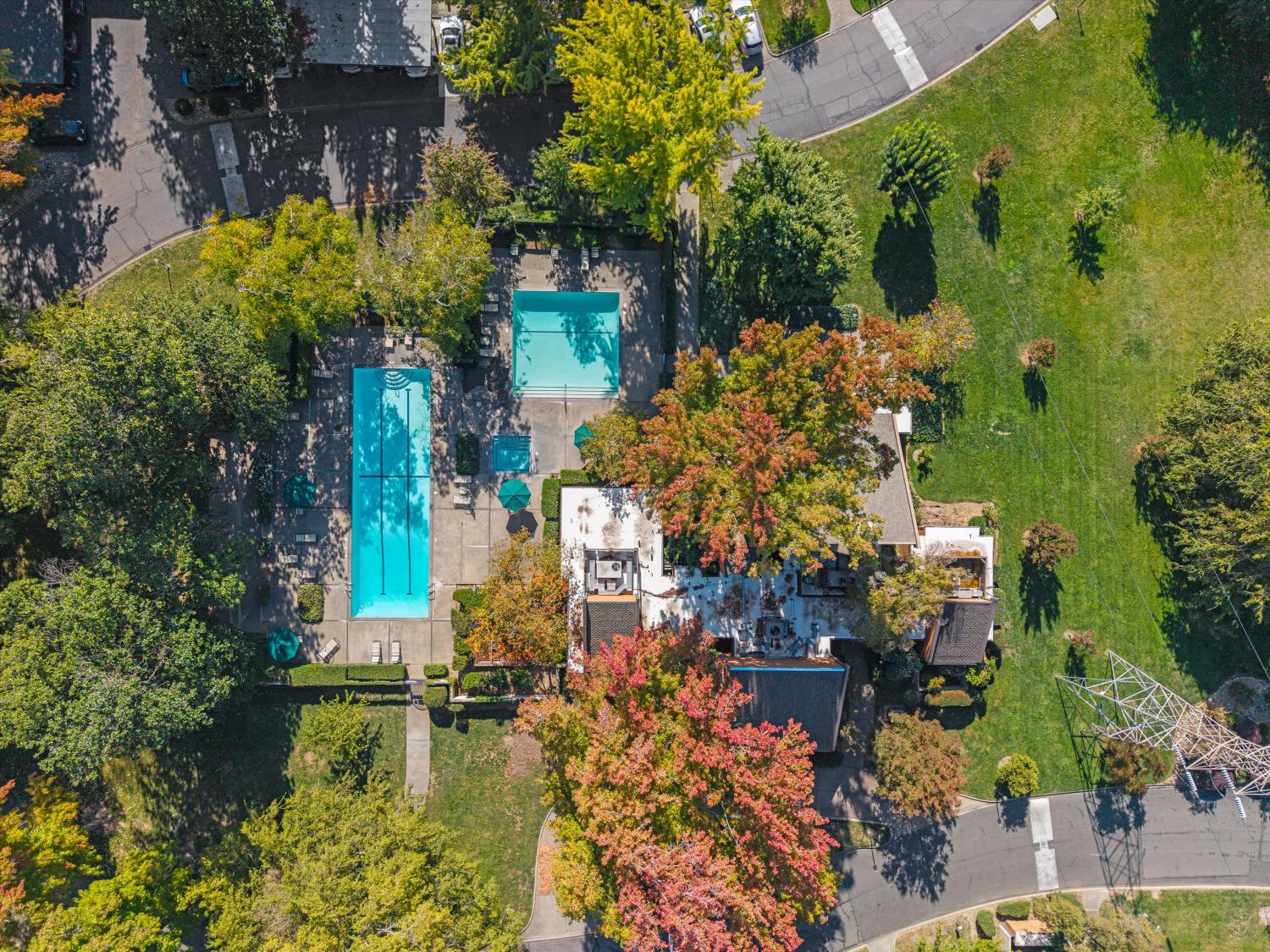 2241 Woodside Lane 4