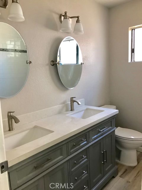 340 Clemente Avenue 29