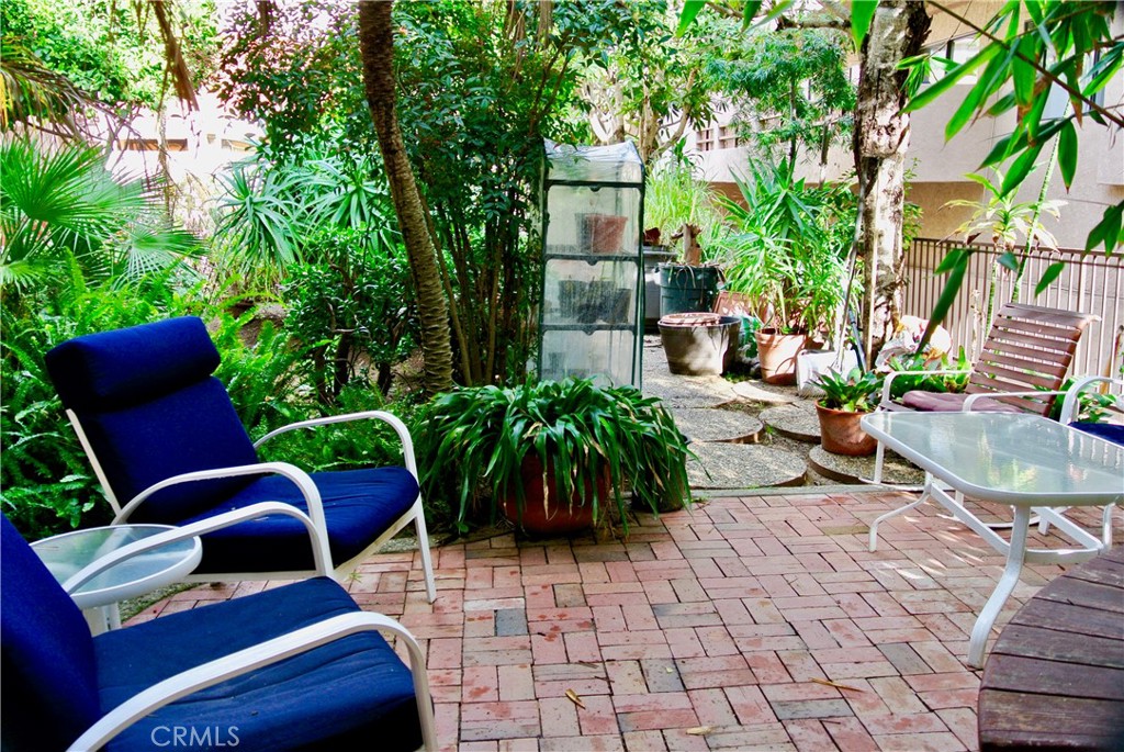 340 Clemente Avenue 29