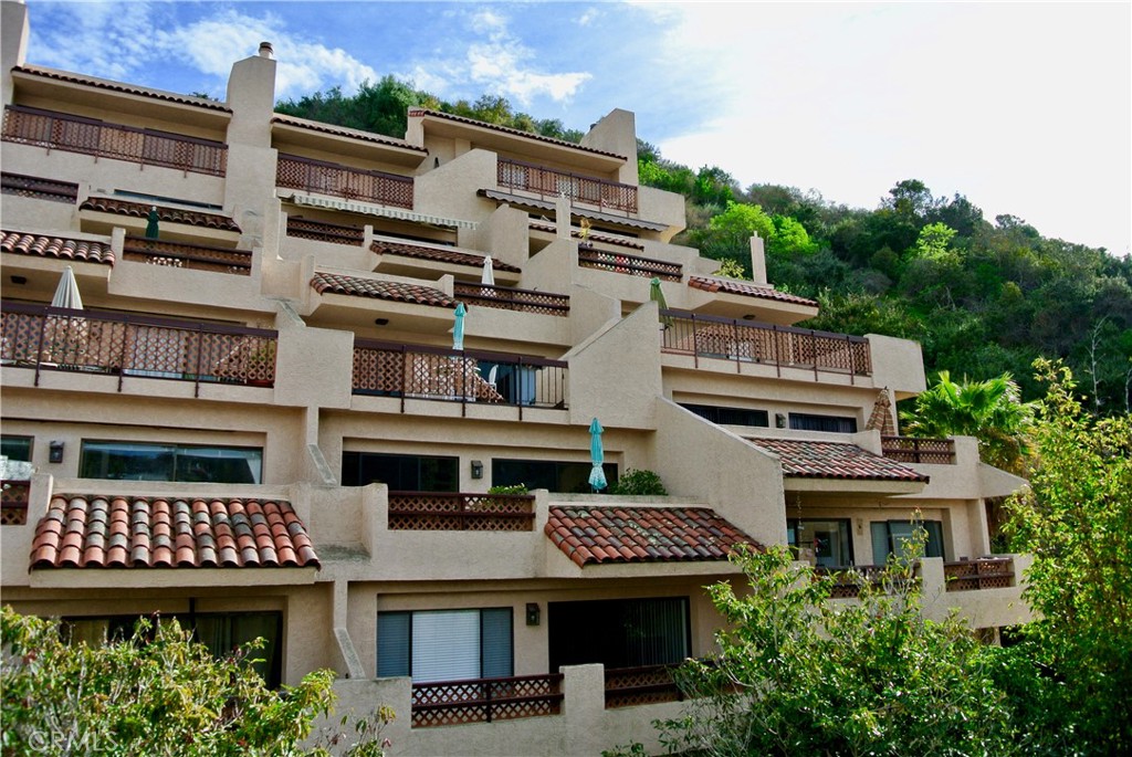 340 Clemente Avenue 29