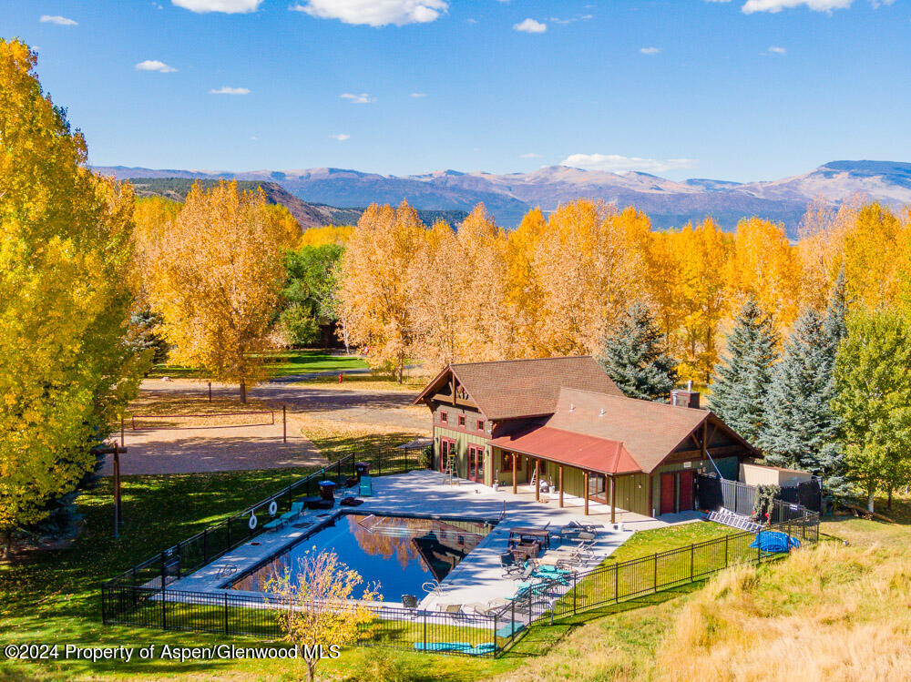 311 Sunflower Loop