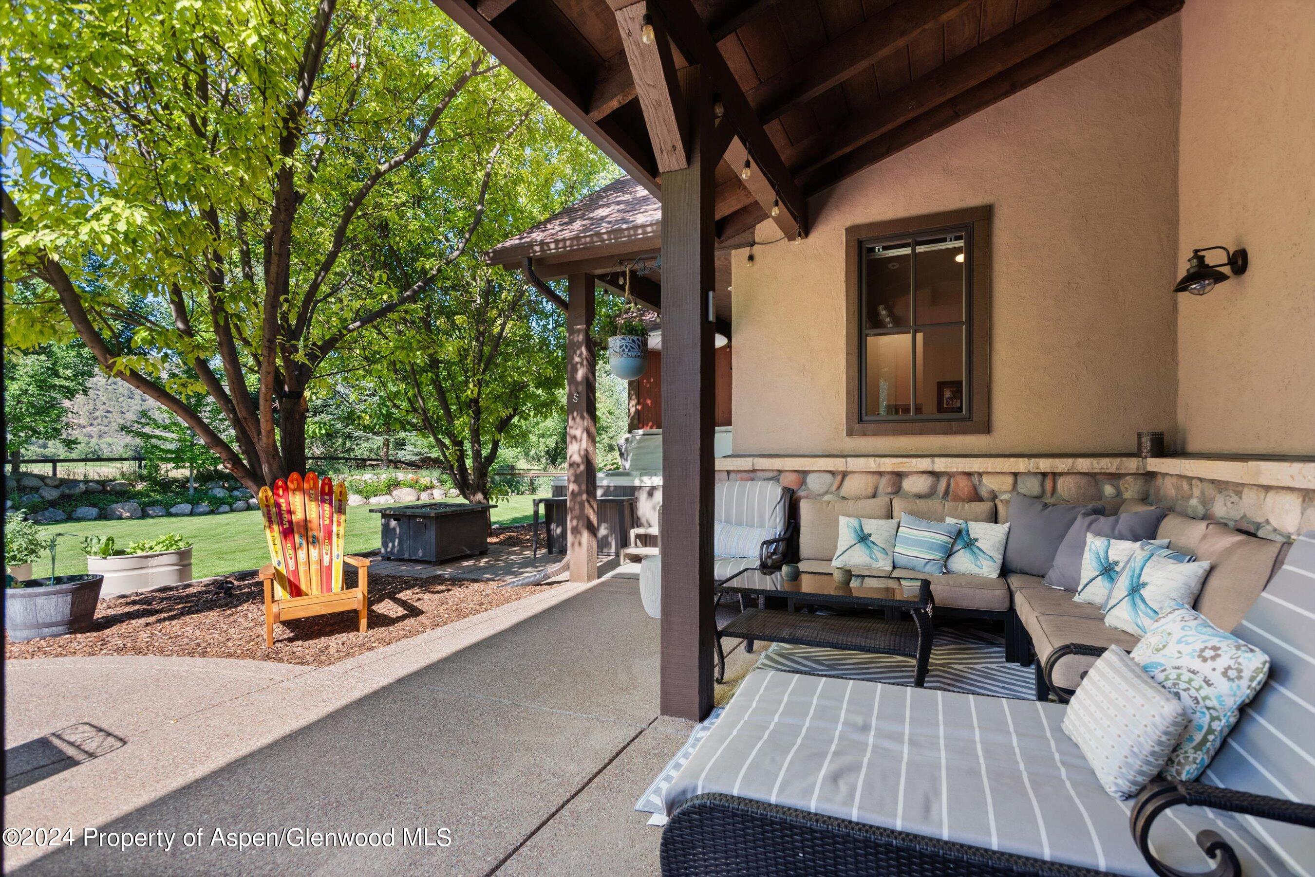 311 Sunflower Loop