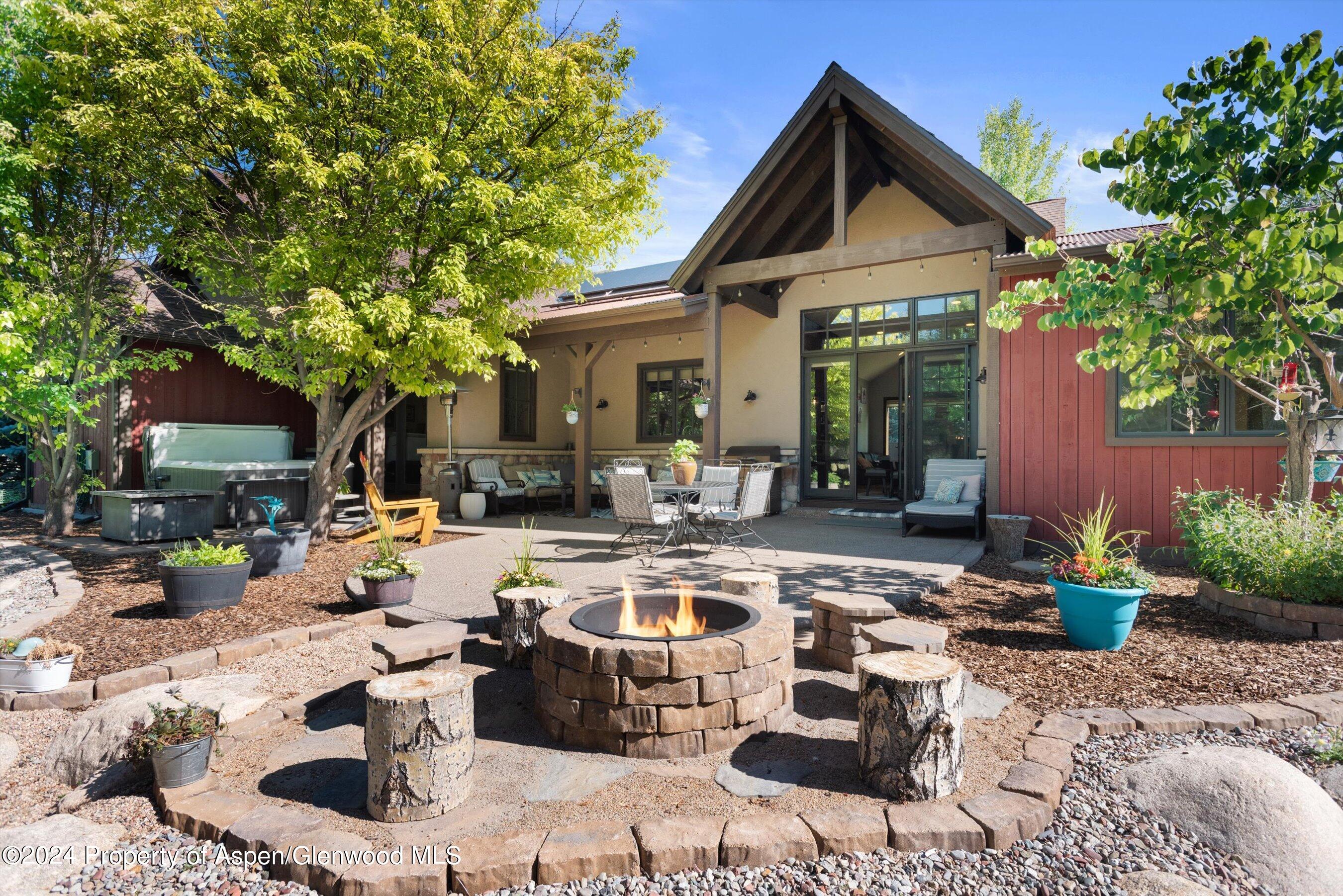 311 Sunflower Loop
