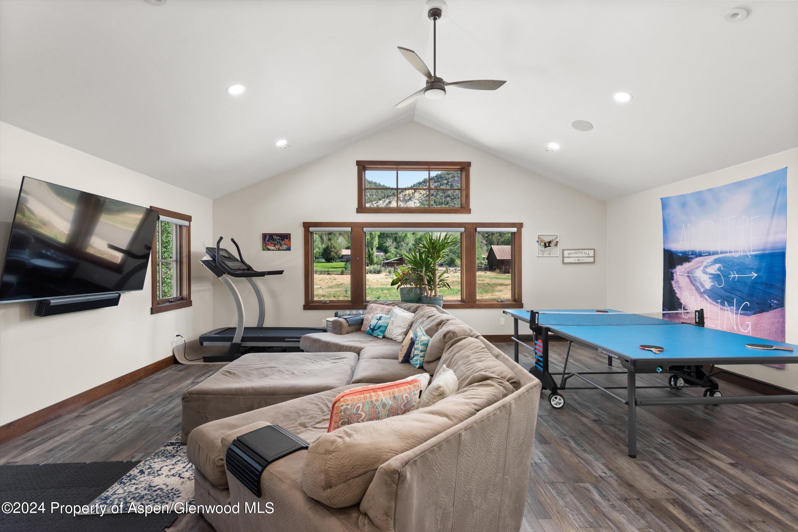 311 Sunflower Loop