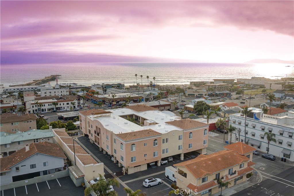 691 Price Street 207