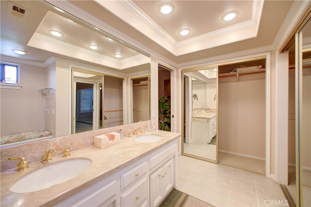 2731 Lorencita Drive