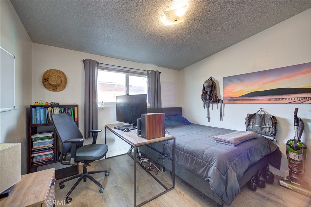 592 S - 592 1/2 Ninth St Street