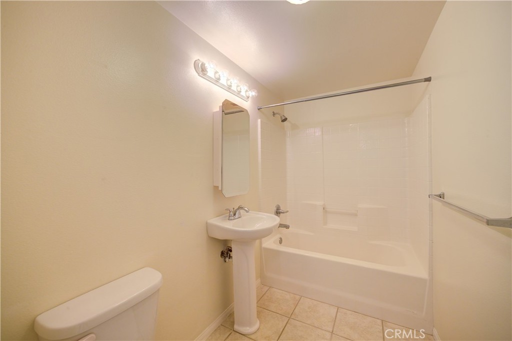 691 Price Street 203