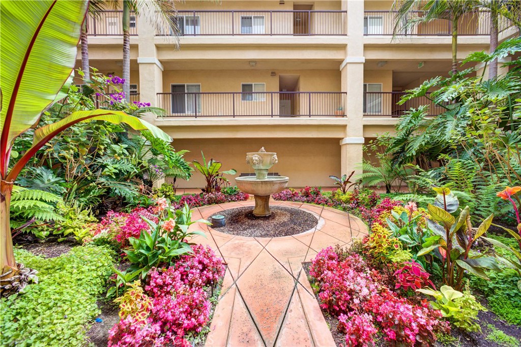 691 Price Street 203