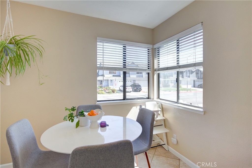 1155 Pacific Pointe Way