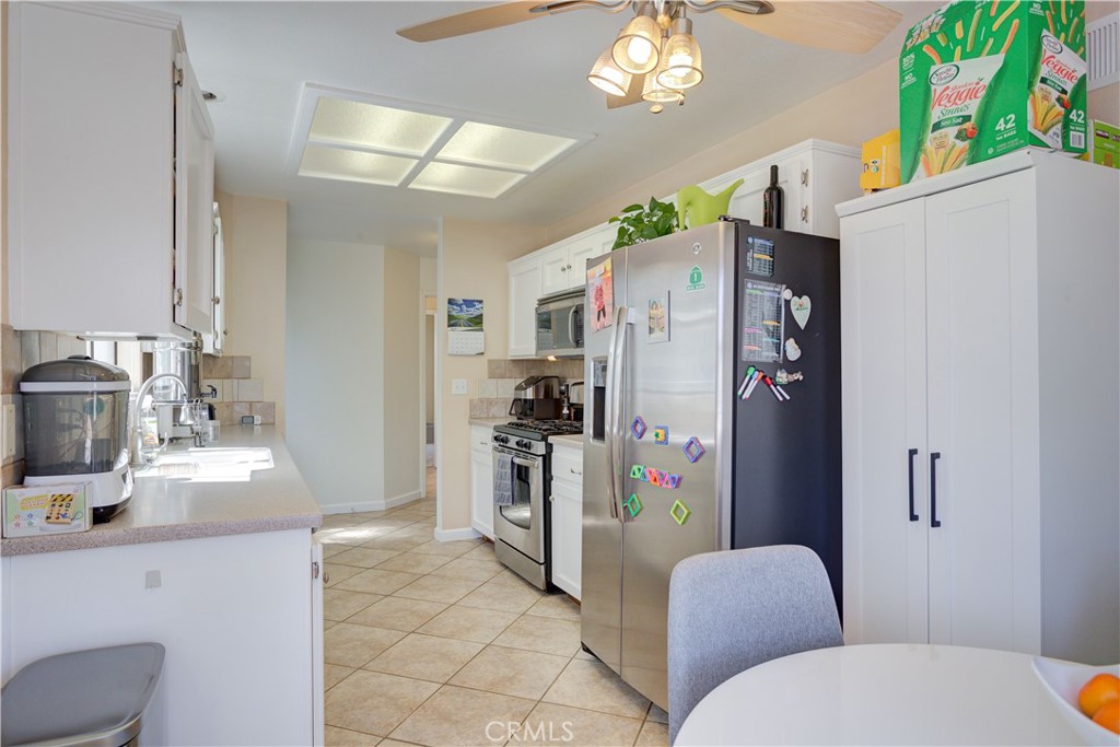 1155 Pacific Pointe Way