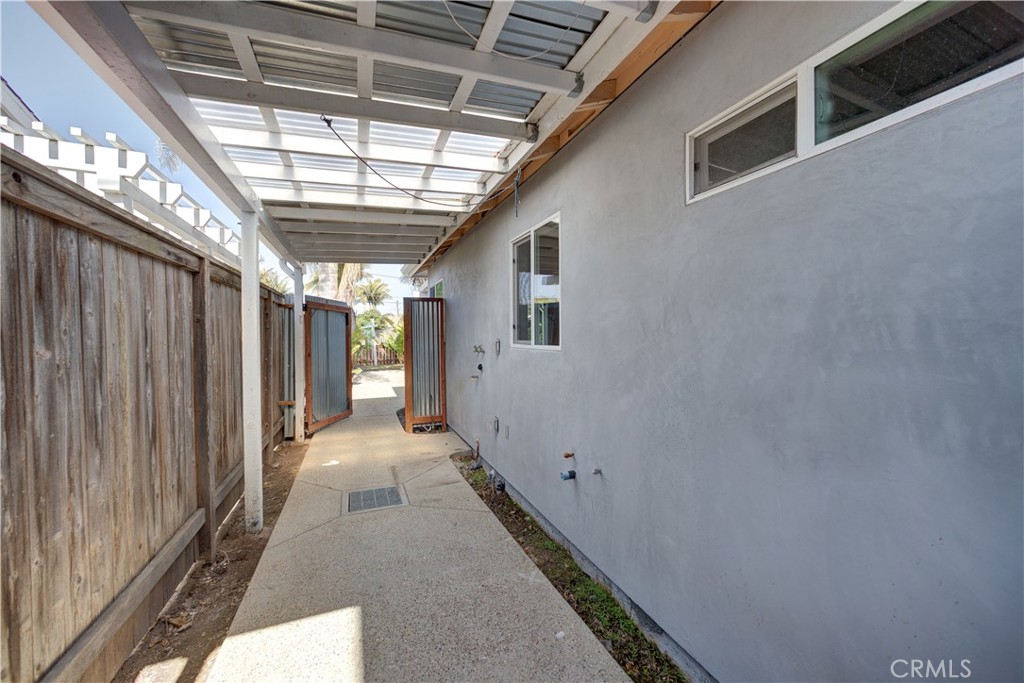 221 Esparto Avenue