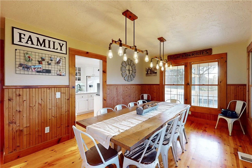1473 Willow Road