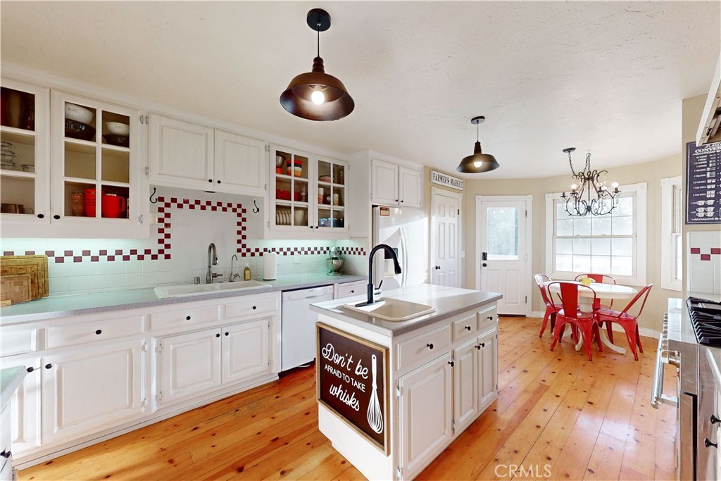 1473 Willow Road