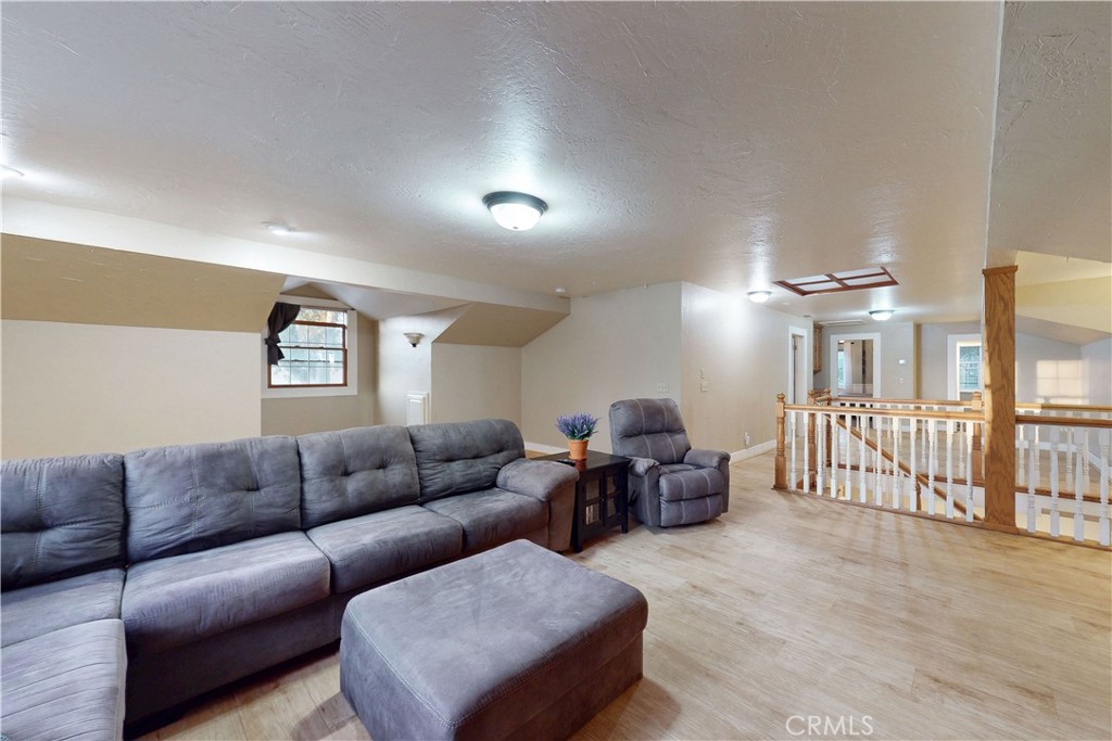 1473 Willow Road