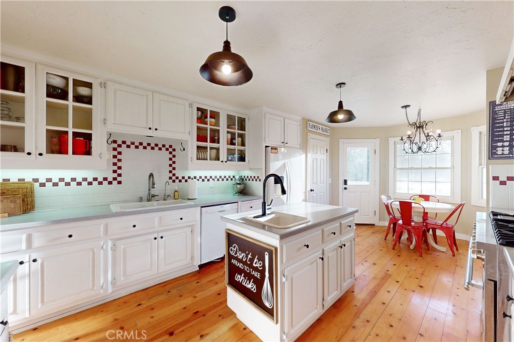 1473 Willow Road